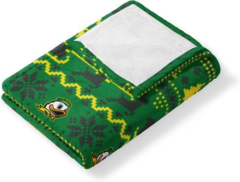 Northwest NCAA Oregon Ducks، وقت عيد الميلاد، بطانية رمي حريرية الملمس، 50 × 60 بوصة in Saudi Arabia
