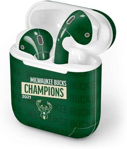 ملصق صوتي من Skinit متوافق مع Apple AirPods - تصميم مرخص رسميًا من NBA Milwaukee Bucks باللون الأخضر in Saudi Arabia