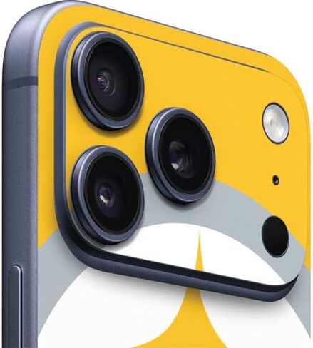 ملصق هاتف Skinit متوافق مع iPhone 17 Pro - تصميم أسود مرخص رسميًا من NFL Pittsburgh Steelers in Saudi Arabia