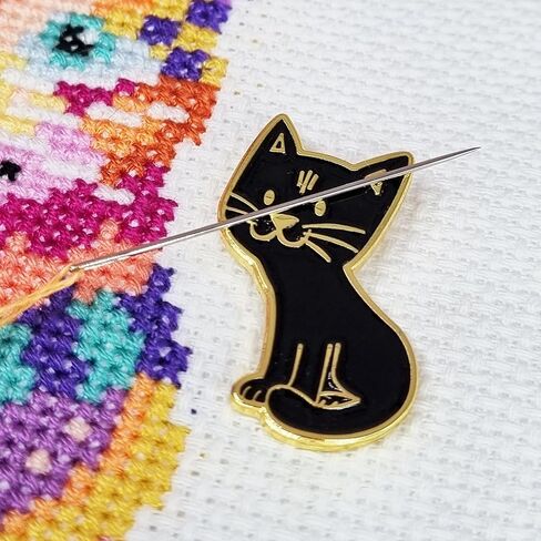 Meloca Designs Cat Needle Minder للغرز المتقاطعة والتطريز والخياطة واللحف والتطريز والخردوات in Kuwait
