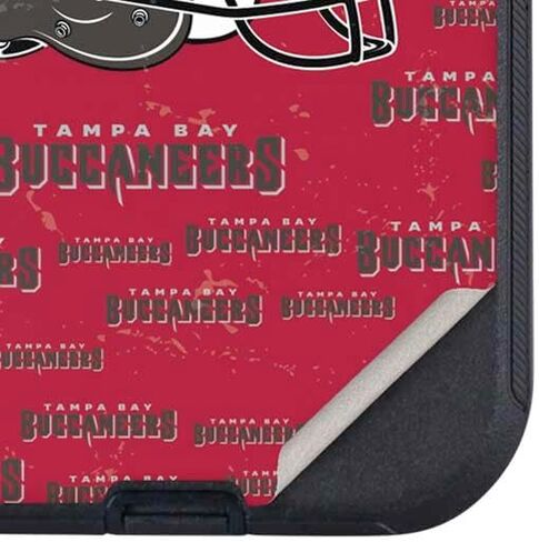 ملصق هاتف Skinit متوافق مع OtterBox Defender iPhone 15 Plus - مرخص رسميًا من NFL Tampa Bay Buccaneers - تصميم انفجار in Saudi Arabia