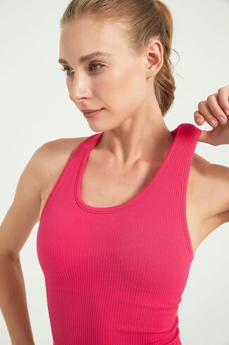 Women’s Ribbed Workout Crop Tank with Built-in Bra Racerback Lightweight Yoga Top in Saudi Arabia