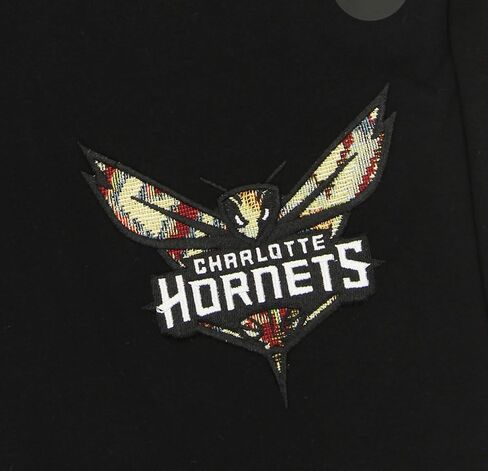 بنطال رياضي من FISLL NBA Teams باللون الأسود للرجال مع تفاصيل نمط مغربي in Kuwait