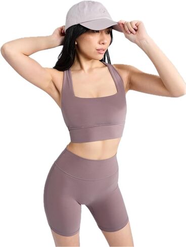 حمالة صدر رياضية من Buffbunny Revolution in Saudi Arabia