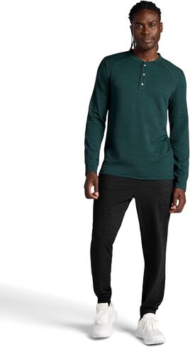 قميص Gaiam الرجالي المريح والرائع Henley، مقاس قياسي، خامة جاكار وافل صغيرة قابلة للتمدد متوسطة الوزن in Saudi Arabia