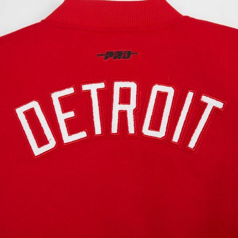 سترة نسائية من Pro Standard من NHL Classic Chenille Varsity in Saudi Arabia