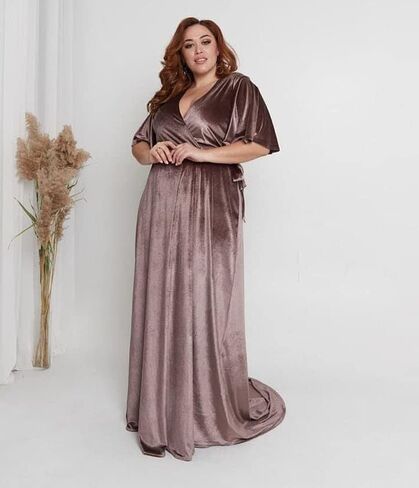 Women's Retro Velvet Pregnant Prom Dresses Split Formal Gowns Maternity Photograph Bathrobe Pyjamas in Saudi Arabia