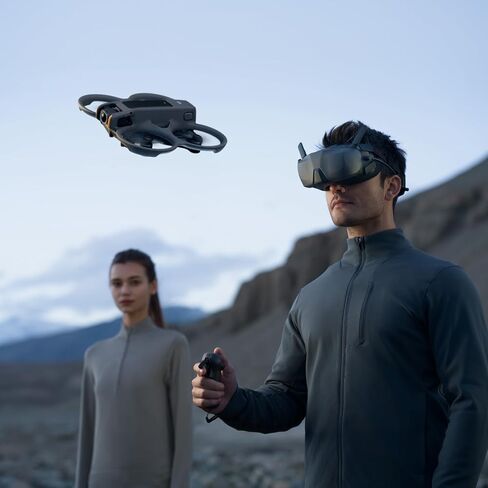 مجموعة DJI Avata 2 Fly Smart Combo (ثلاث بطاريات)، طائرة بدون طيار FPV مع كاميرا 4K، تجربة غامرة، ألعاب بهلوانية بضغطة واحدة، واقي المروحة المدمج، مجال رؤية 155 درجة، كاميرا بدون طيار مع نظارات N3 وRC Motion 3 in Kuwait