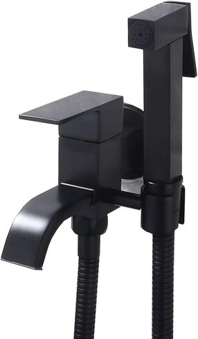 طقم بخاخ أسود محمول للمرحاض بمياه باردة واحدة، مقبض واحد مثبت على الحائط من قماش الحمام طقم بخاخ حفاضات نحاسي للنظافة الشخصية in Kuwait