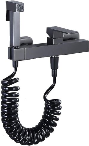 طقم بخاخ محمول باللون الرمادي المصقول للمرحاض، مجموعة بخاخ حفاضات قماشية للحمام مثبتة على الحائط من النحاس للمياه الساخنة والباردة، طقم بخاخ للنظافة الشخصية in Kuwait