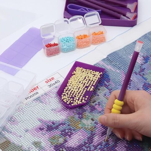 مجموعة أدوات وإكسسوارات الرسم الماسي DIY للبالغين، أقلام رسم متعددة الأحجام، صندوق تخزين الماس وإكسسوارات لصنع الرسم الفني الماسي in Kuwait