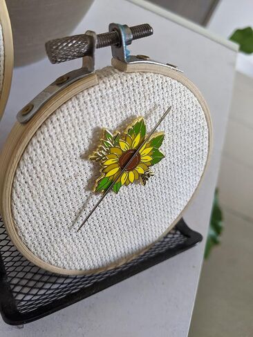Sunflower Needle Minder in Saudi Arabia