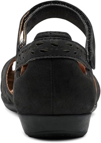 Earth Women's Casual Flat in Saudi Arabia