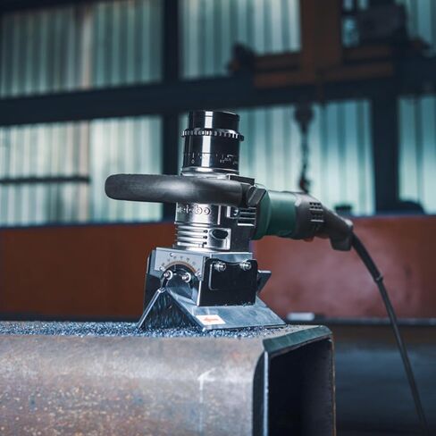 أداة تشطيف معدنية مقاس 5/8 بوصة من Metabo، سرعة متغيرة، Vario-Tacho-Constamatic (VTC) - إلكترونيات موجة كاملة، لوحات توجيه سطحية كبيرة، وحدة تحكم بلمسة واحدة، KFMVP 17-15 F، 601771620 in Kuwait