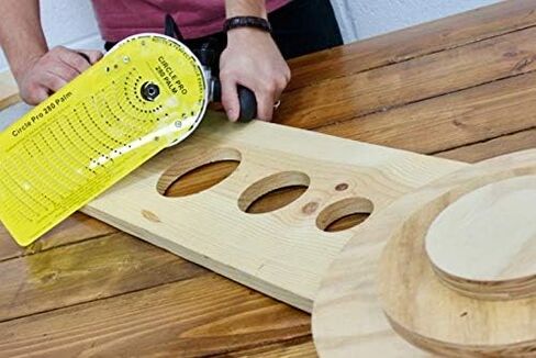 جاسبر 280 راوتر قاطع دائرة J601 حلزوني للأعلى مقطوع من الكربيد الصلب 1/4 بت | يقطع الدوائر المثالية من 1 ½ بوصة إلى 18 3/16 بوصة D - تتضمن مجموعة دليل الدائرة قرصًا مركزيًا ودبابيس محورية - تناسب المقاسات المتوسطة in Kuwait