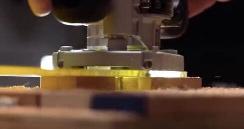 جاسبر 280 راوتر قاطع دائرة J601 حلزوني للأعلى مقطوع من الكربيد الصلب 1/4 بت | يقطع الدوائر المثالية من 1 ½ بوصة إلى 18 3/16 بوصة D - تتضمن مجموعة دليل الدائرة قرصًا مركزيًا ودبابيس محورية - تناسب المقاسات المتوسطة in Kuwait