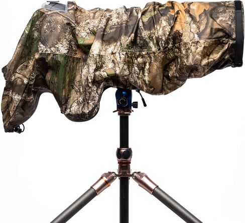 غطاء المطر لكاميرا الطوارئ Think Tank لكاميرات DSLR والكاميرات بدون مرآة مع عدسة 24-70 مم - صغير (مموه) in Saudi Arabia