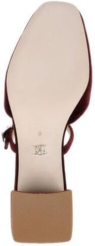 Badgley Mischka Women's Valarie Pump in Saudi Arabia