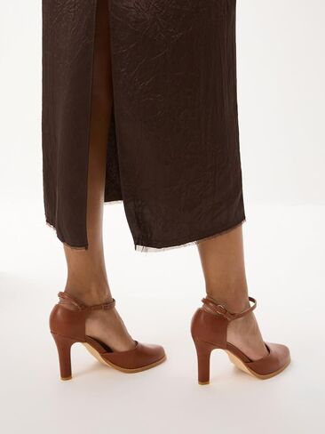 Mostrin Womens Chunky High Heels Closed Toe Ankle Strap Pumps Vintage Party Work Office Pumps Shoes Comfortable Dress Shoes for Women in Kuwait