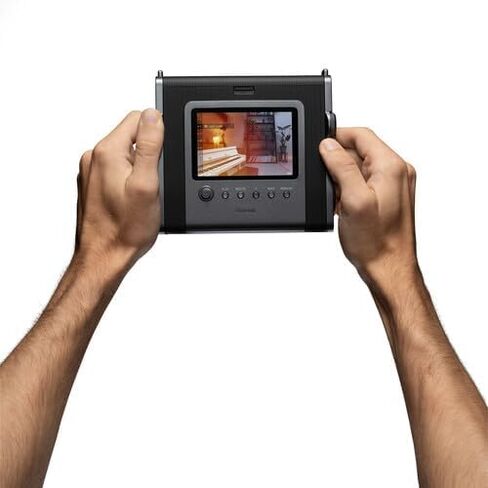 مجموعة كاميرا Fujifilm Instax Wide Evo Hybrid للأفلام الفورية + فيلم Fujifilm Wide Film (20 ورقة)، بطاقة SanDisk microSD سعة 32 جيجابايت، قارئ بطاقات، ألبوم وإطارات، كابل USB-C، قابس حائط وقماش BluebirdSales in Saudi Arabia
