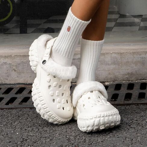 Slippers for Women Men - Waterproof Outdoor Garden Clogs with Non-Slip Sole, Warm Fleece Lined Winter Unisex House Shoes for Indoor Outdoor Comfort in Saudi Arabia