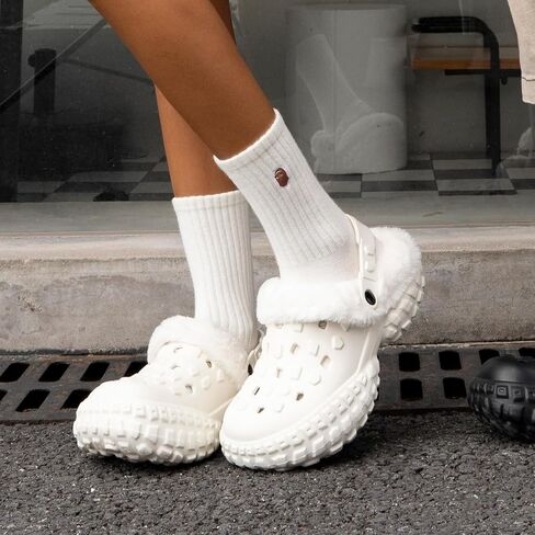 Slippers for Women Men - Waterproof Outdoor Garden Clogs with Non-Slip Sole, Warm Fleece Lined Winter Unisex House Shoes for Indoor Outdoor Comfort in Saudi Arabia