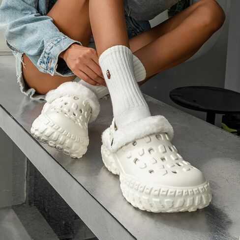 Slippers for Women Men - Waterproof Outdoor Garden Clogs with Non-Slip Sole, Warm Fleece Lined Winter Unisex House Shoes for Indoor Outdoor Comfort in Saudi Arabia