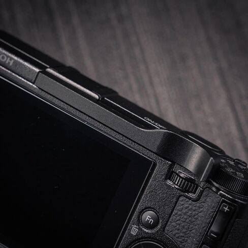قبضة الإبهام، متوافقة مع كاميرا Ricoh GR IV GR4، قبضة دعم مسند الإبهام للأحذية الساخنة، وسادة واقية من السيليكون الأصلي | يحسن استقرار التصوير (أسود) in Kuwait