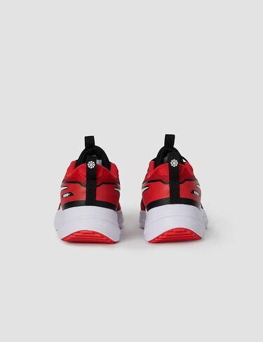 Nike Usisex-Child Cosmic Runner Road Runneaker Shoeaker in Saudi Arabia