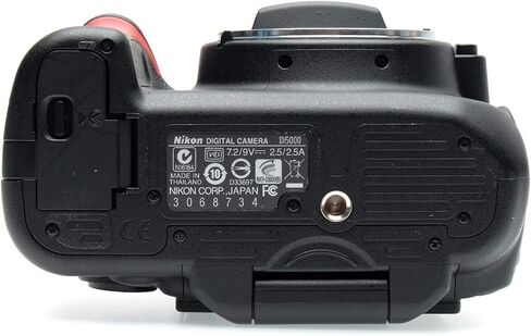 كاميرا نيكون D5000 12.3 ميجابكسل DX رقمية SLR مع شاشة LCD متغيرة الزاوية 2.7 بوصة (الهيكل فقط) in Kuwait