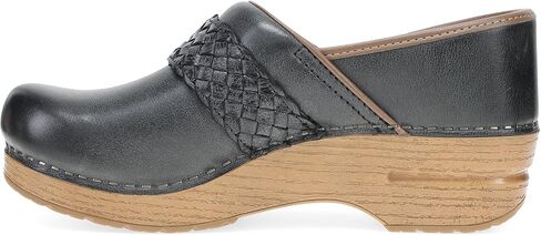 قباقيب Dansko Pro مضفرة للنساء - حذاء أنيق سهل الارتداء بتفاصيل مضفرة، راحة طوال اليوم، دعم للقوس وجزء علوي من الجلد - أحذية أنيقة وعملية للعمل أو عطلة نهاية الأسبوع in Saudi Arabia