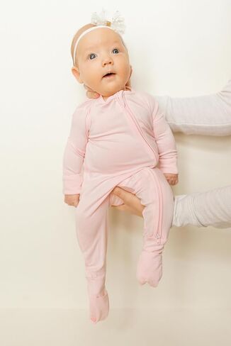 بذلة Baby Footie من Stroller Society، بذلة طفلة، بذلة طفل رضيع، رومبير للأطفال، 0-3 أشهر، فيسكوز من الخيزران in Kuwait