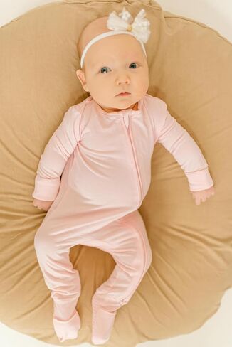 بذلة Baby Footie من Stroller Society، بذلة طفلة، بذلة طفل رضيع، رومبير للأطفال، 0-3 أشهر، فيسكوز من الخيزران in Kuwait