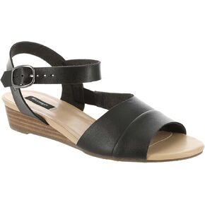 صندل نسائي من ماسي روما in Kuwait