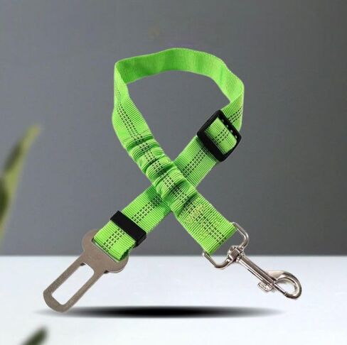 Adjustable Dog Seat Belts Nylon Pet Seat Belts with Durable Reflective Elastic Elastic Buffer in Saudi Arabia