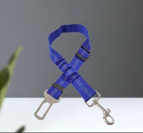 Adjustable Dog Seat Belts Nylon Pet Seat Belts with Durable Reflective Elastic Elastic Buffer in Saudi Arabia