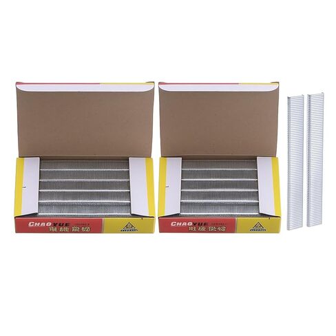 5600 قطعة 1003J 20Ga 1/8 بوصة دبابيس مجلفنة على شكل حرف U - مسامير براد مستقيمة مع صندوق تخزين لأعمال النجارة والمفروشات والمشروعات اليدوية، فضي in Kuwait