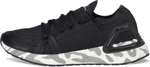 حذاء رياضي نسائي من adidas من Stella McCartney Ultraboost DNA in Kuwait