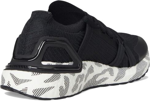 حذاء رياضي نسائي من adidas من Stella McCartney Ultraboost DNA in Kuwait