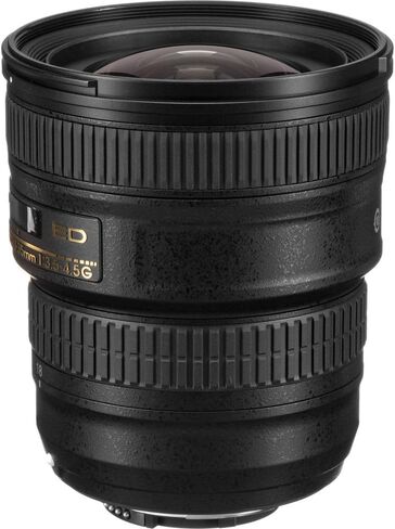 عدسة نيكون AF-S NIKKOR مقاس 18-35 مم f/3.5-4.5G ED (2207) + طقم فلتر + حافظة للغطاء + طقم تنظيف in Saudi Arabia
