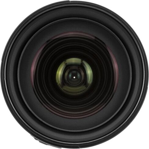 عدسة نيكون AF-S NIKKOR مقاس 18-35 مم f/3.5-4.5G ED (2207) + طقم فلتر + حافظة للغطاء + طقم تنظيف in Saudi Arabia