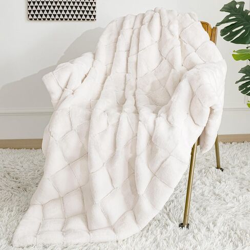 Touchat Faux Fur Throw Blanket, Luxury 1000GSM Ultra Thick Warm Rabbit Blanket for Couch Bed Sofa, 3D Checkered Pattern Soft Winter Heavy Minky Fluffy Blankets for Women Christmas Birthday Gift, White in Kuwait