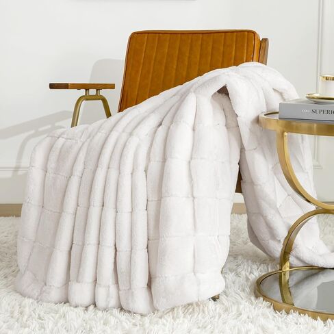 Touchat Faux Fur Throw Blanket, Luxury 1000GSM Ultra Thick Warm Rabbit Blanket for Couch Bed Sofa, 3D Checkered Pattern Soft Winter Heavy Minky Fluffy Blankets for Women Christmas Birthday Gift, White in Saudi Arabia