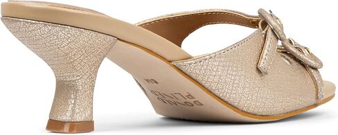Donald J Pliner womens Kait in Saudi Arabia
