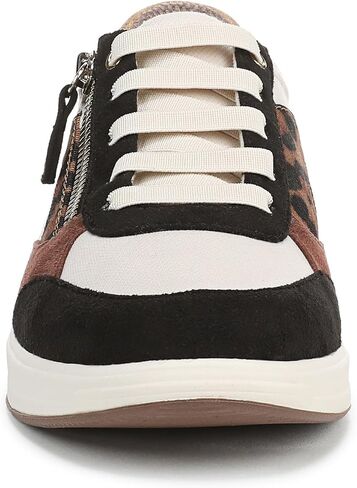 LifeStride Women's Team Player Sneaker in Saudi Arabia