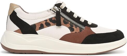 LifeStride Women's Team Player Sneaker in Saudi Arabia