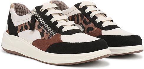 LifeStride Women's Team Player Sneaker in Saudi Arabia