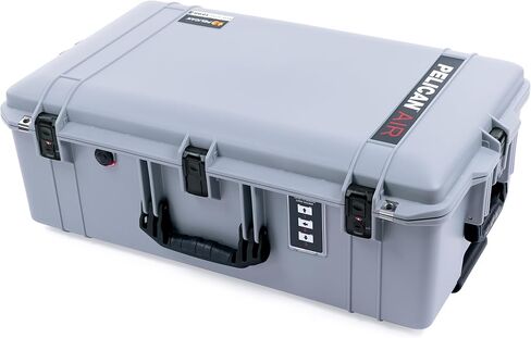 حافظة Pelican 1595 من ColorCase - فضية - حافظة كبيرة الحجم مقاومة للماء (الحافظة فقط) - مقابض ومزالج زرقاء in Kuwait