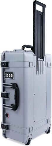 حافظة Pelican 1595 من ColorCase - فضية - حافظة كبيرة الحجم مقاومة للماء (الحافظة فقط) - مقابض ومزالج زرقاء in Kuwait