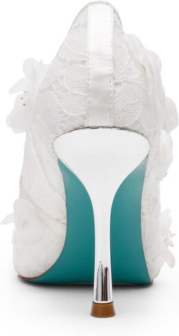 Betsey Johnson Womens Darcy in Saudi Arabia